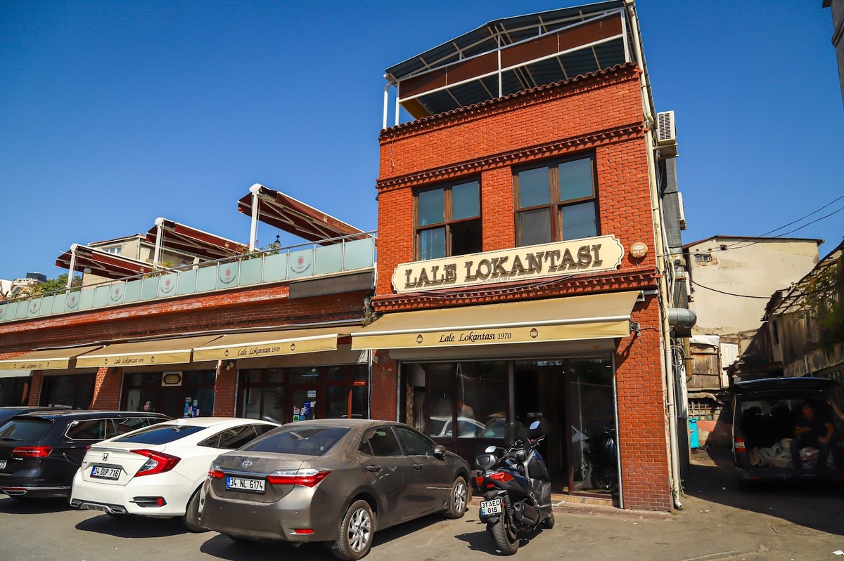 Lale Lokantası