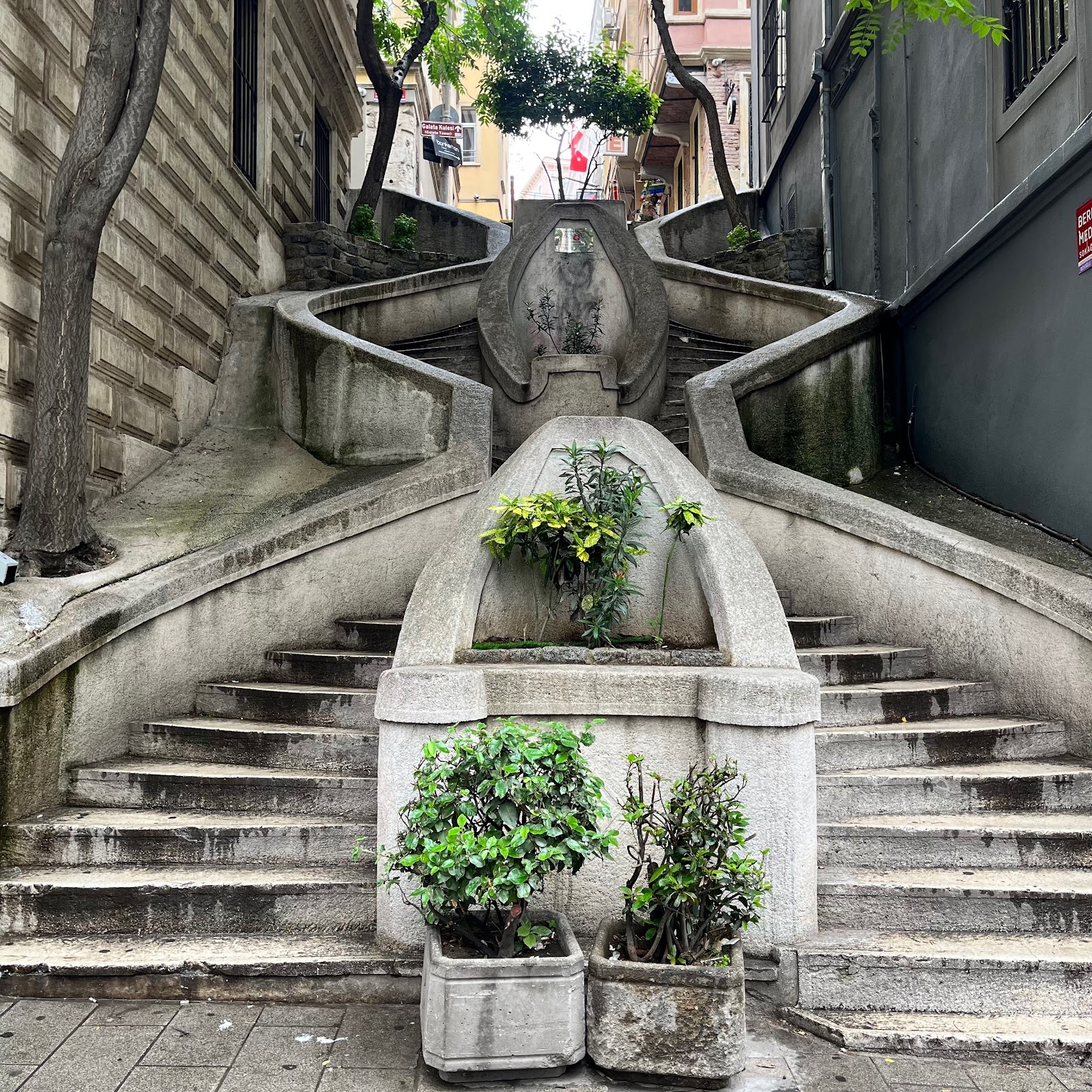 Kamondo Stairs