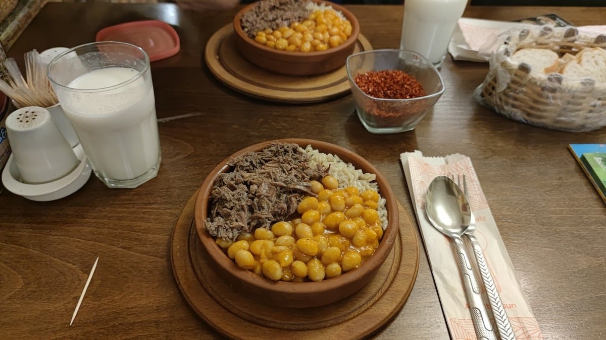 Kalkanoğlu Pilavcısı Kadıköy