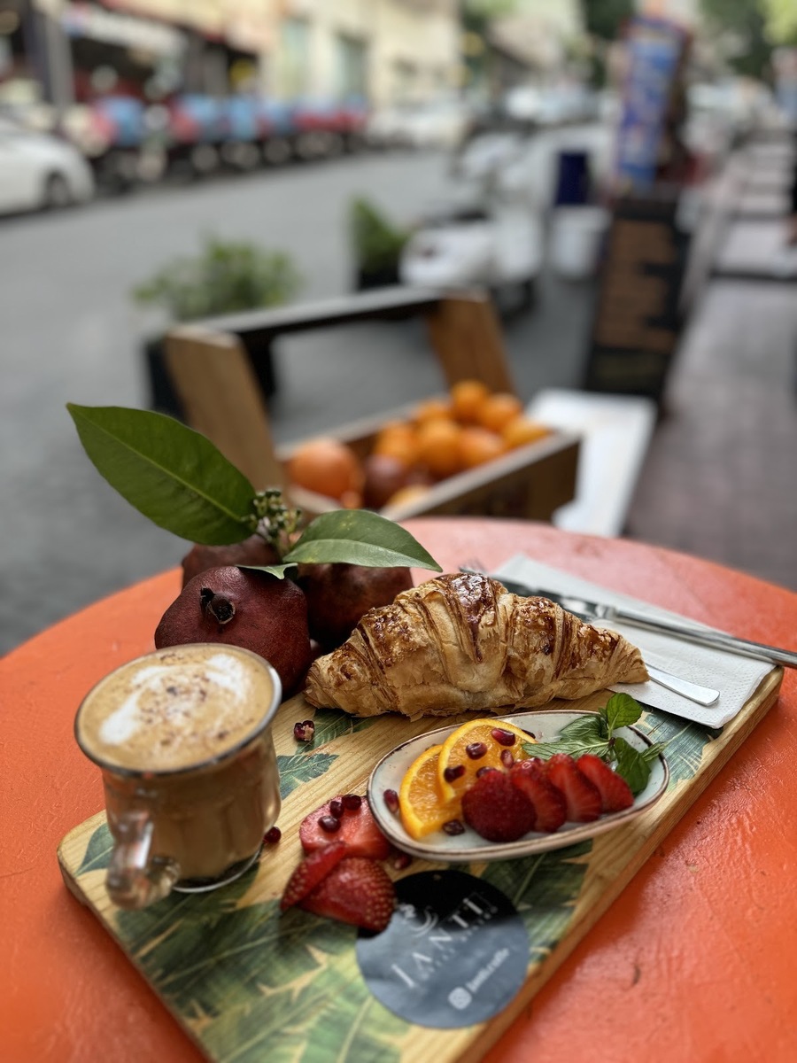 Janti Coffee & Bistro