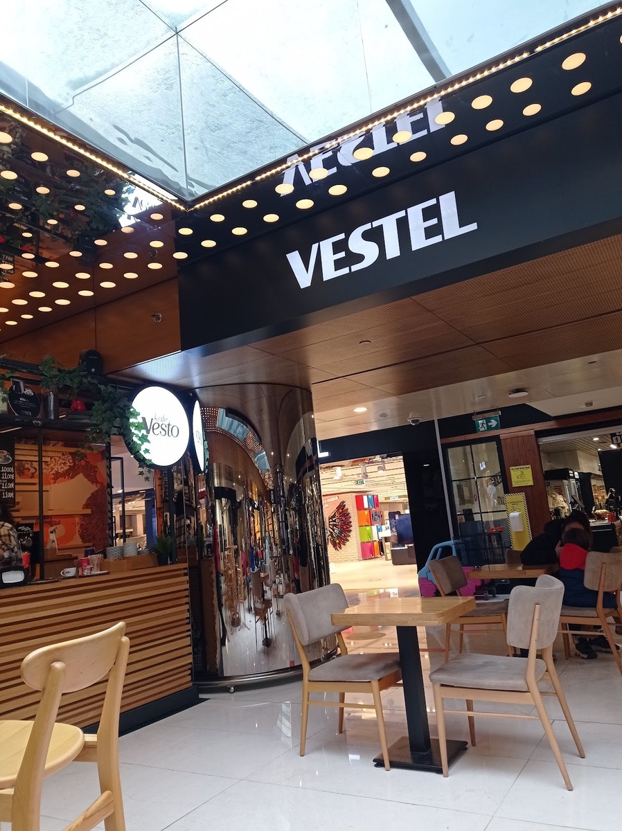 Zorlu Center Kafe Vesto