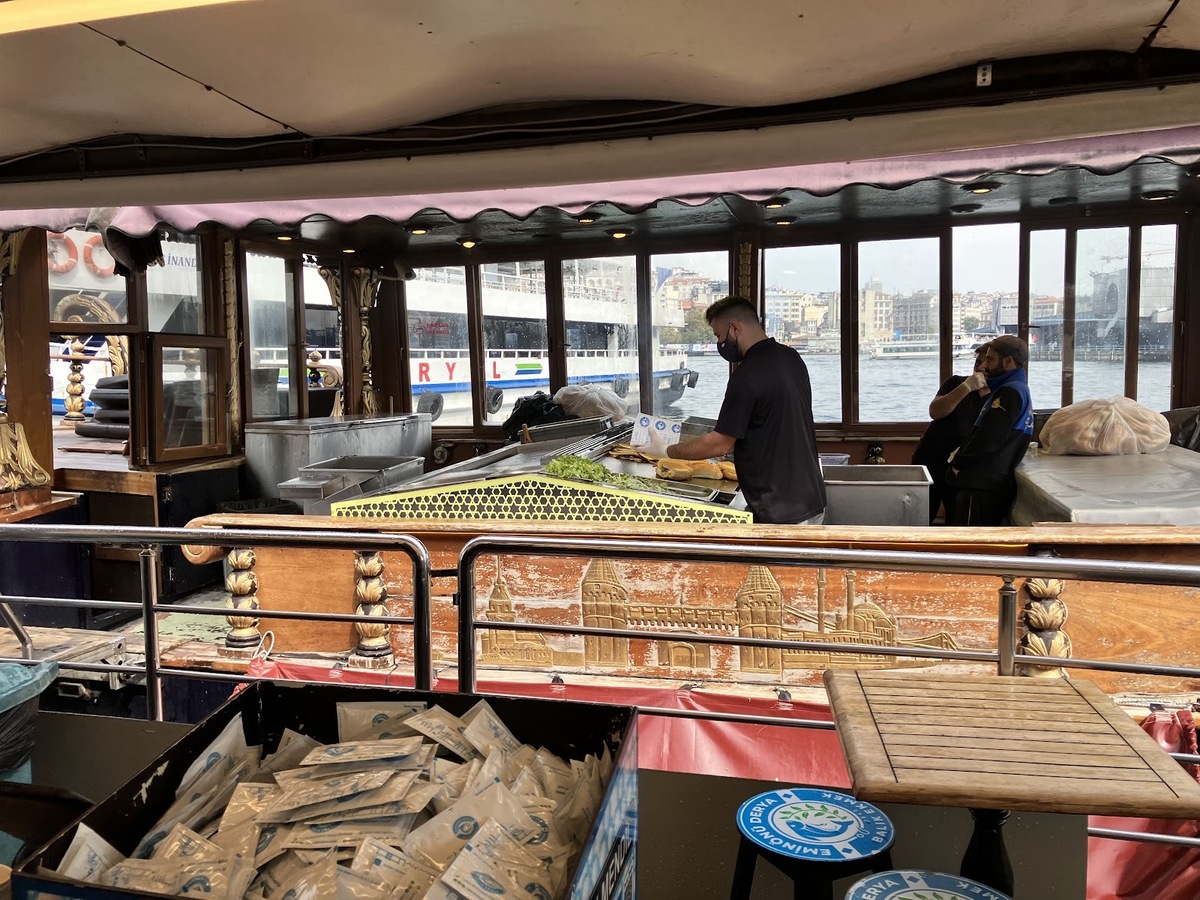 Tarihi Eminönü Derya Balıkçısı 1945