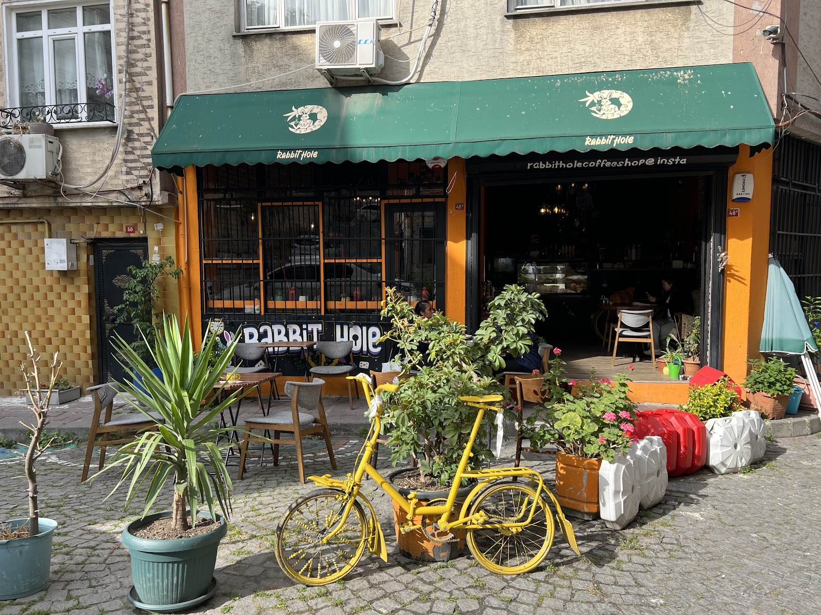 The Rabbit Hole Coffee Sultanahmet