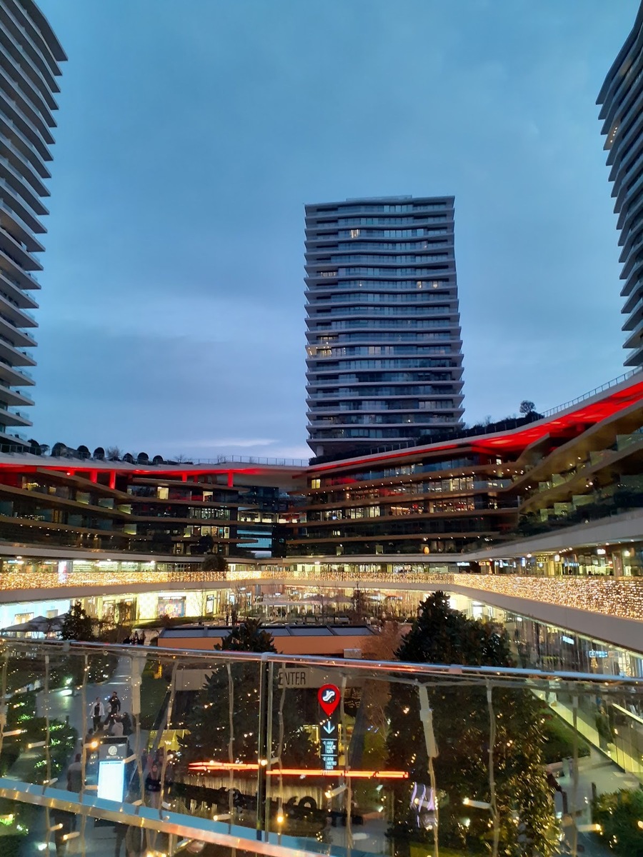 Zorlu Center Kafe Vesto
