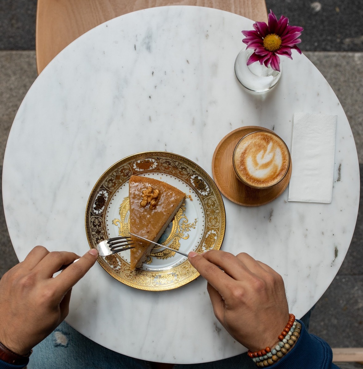 Kara Kedi Coffee Eatery