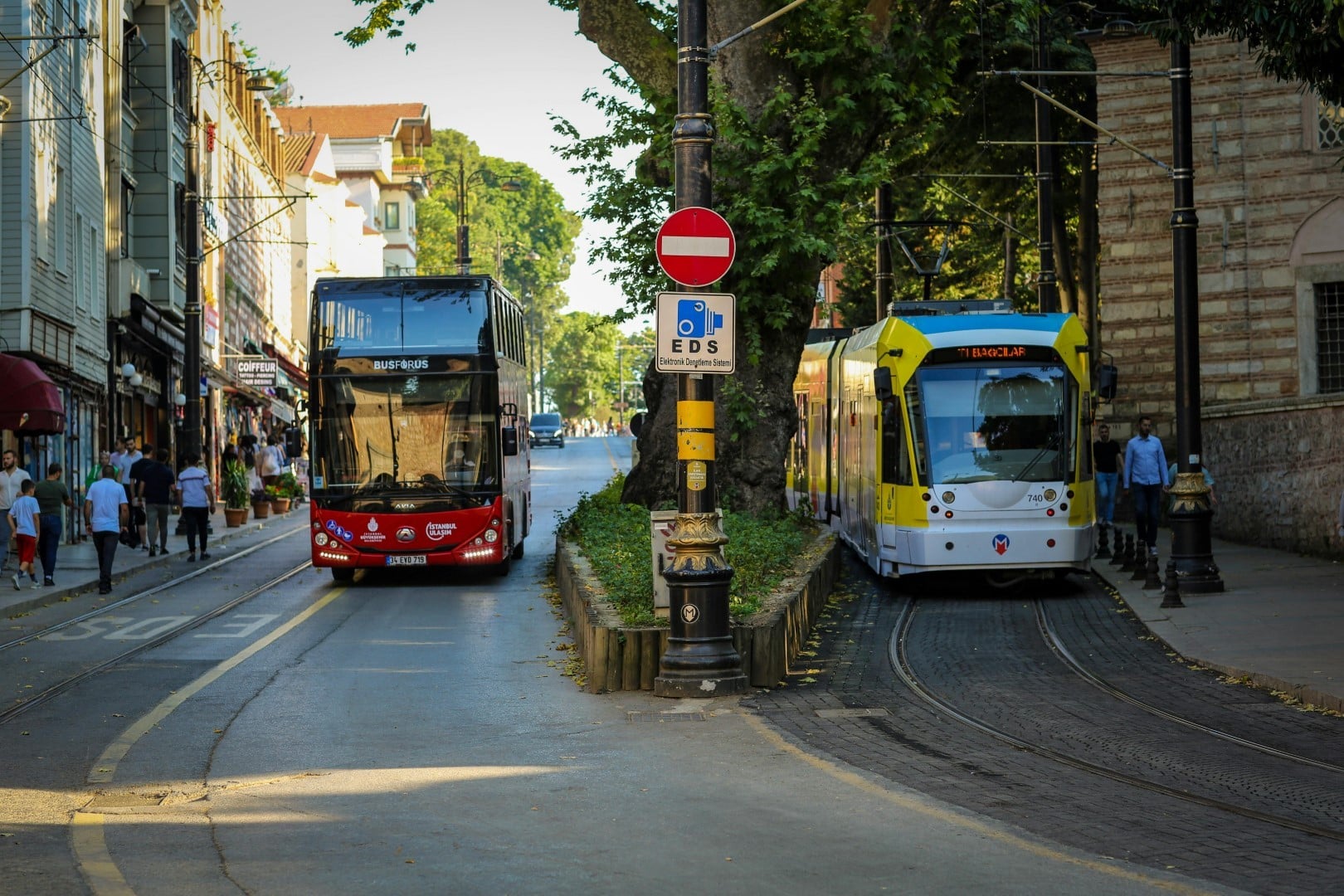 Complete Guide to Istanbul Public Transportation: A Tourist's Manual
