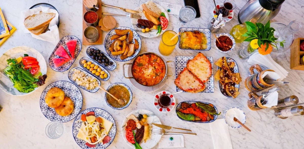 Varuna Gezgin Cafe Del Mundo