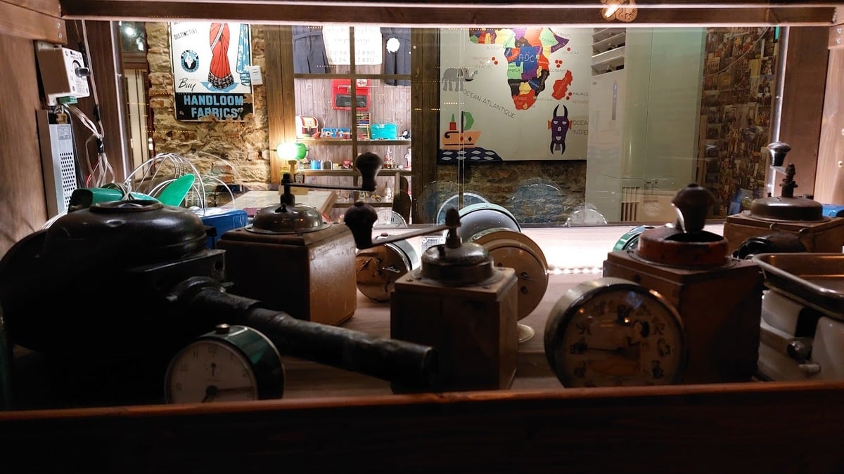 Varuna Gezgin Cafe Del Mundo