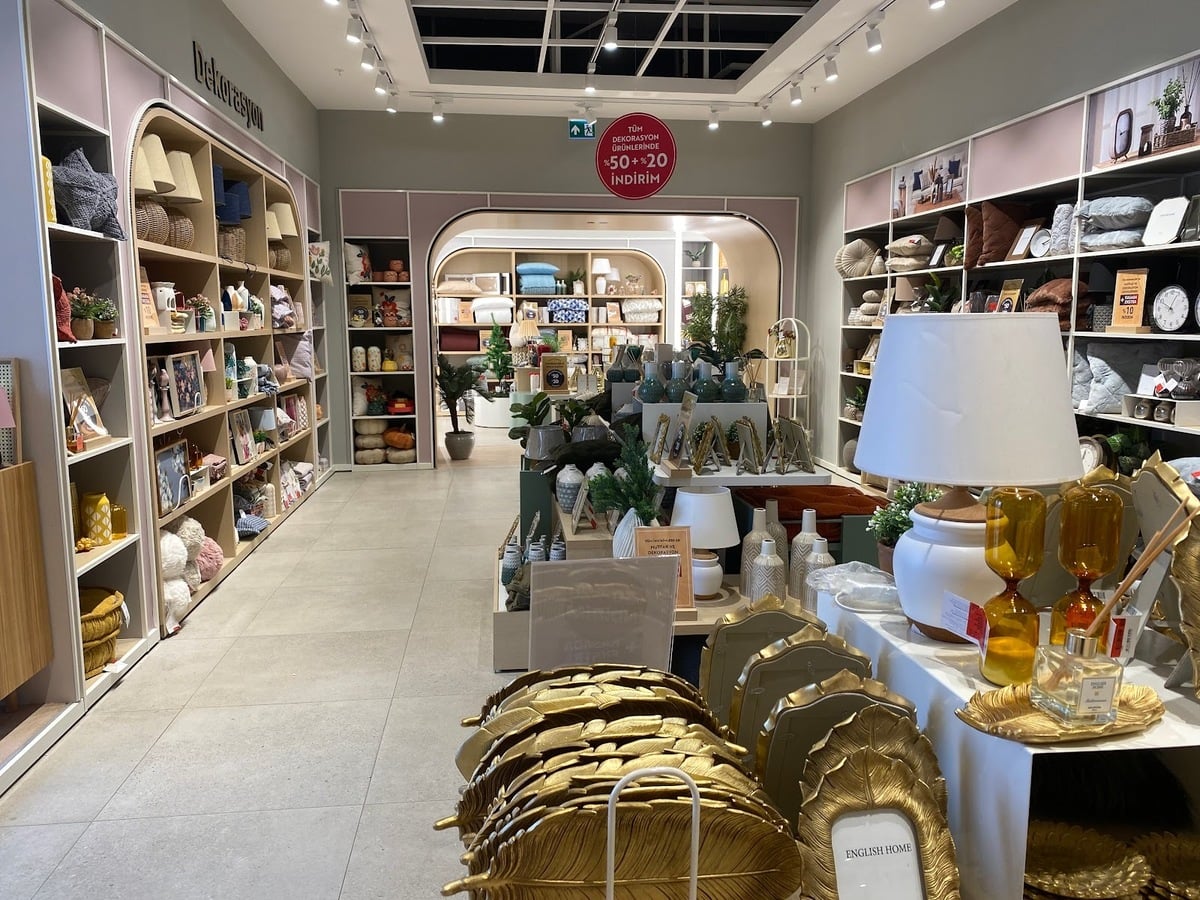 Viaport Asia Outlet Shopping