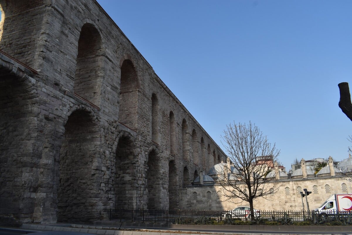 Aqueduct of Valens