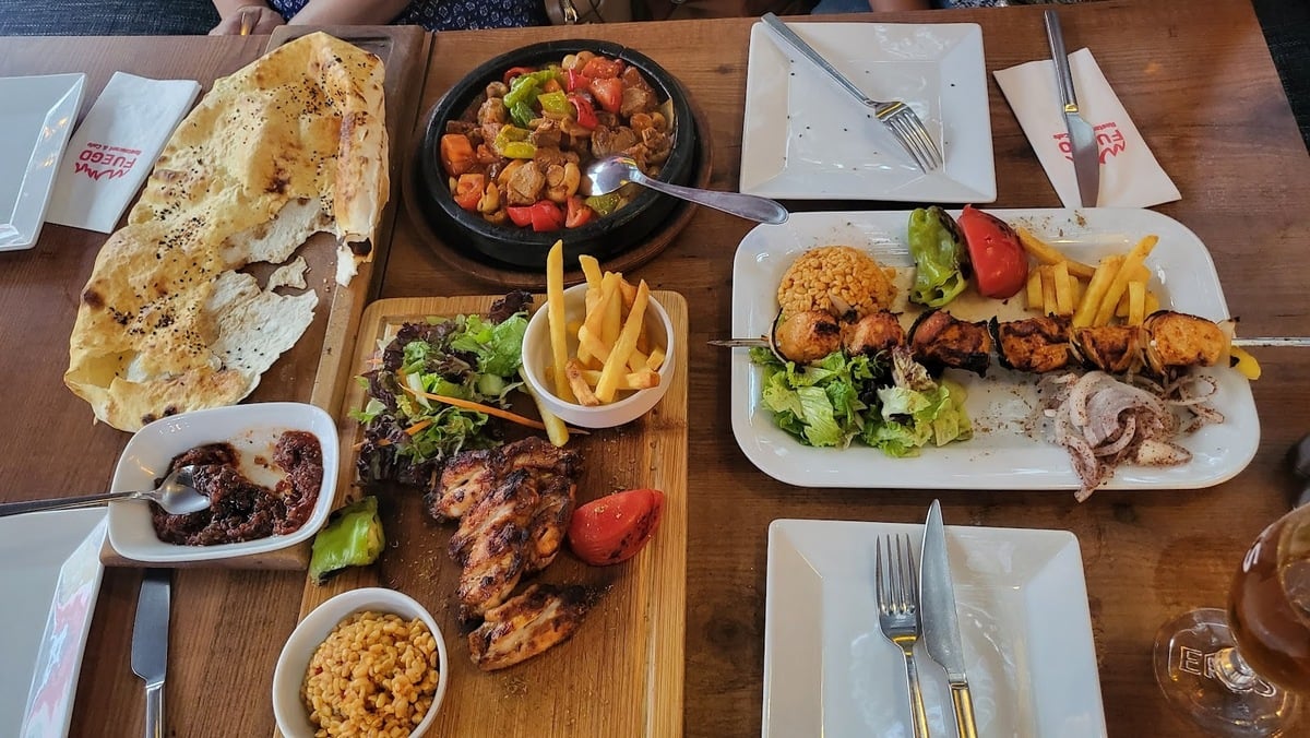 Fuego Cafe & Restaurant