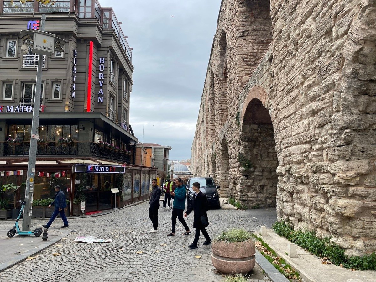 Statue of sultan on horse