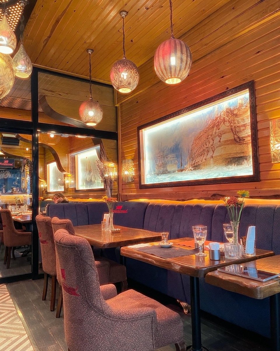 Constantine's Ark Restaurant & Cafe