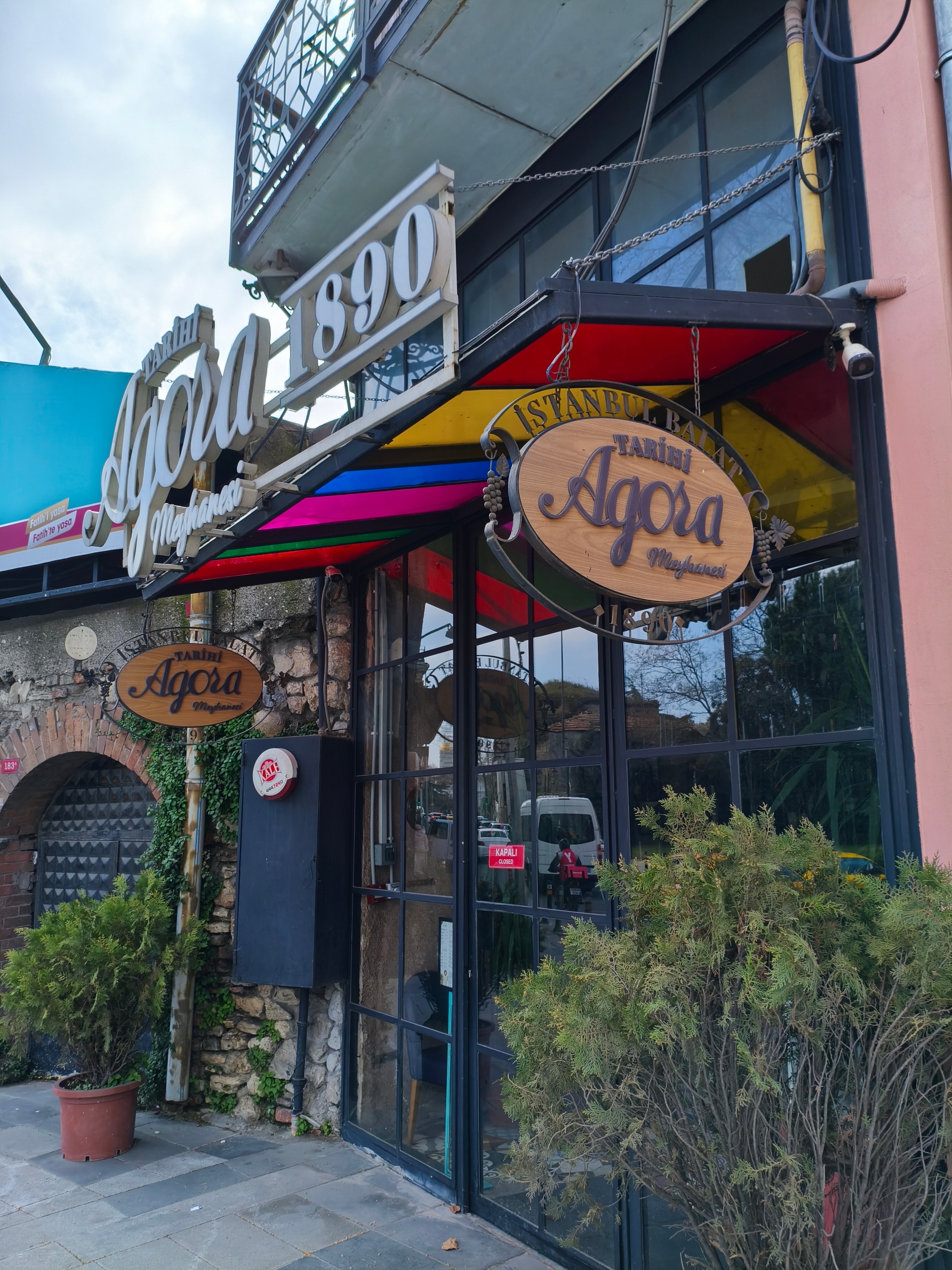 Agora Meyhanesi 1890