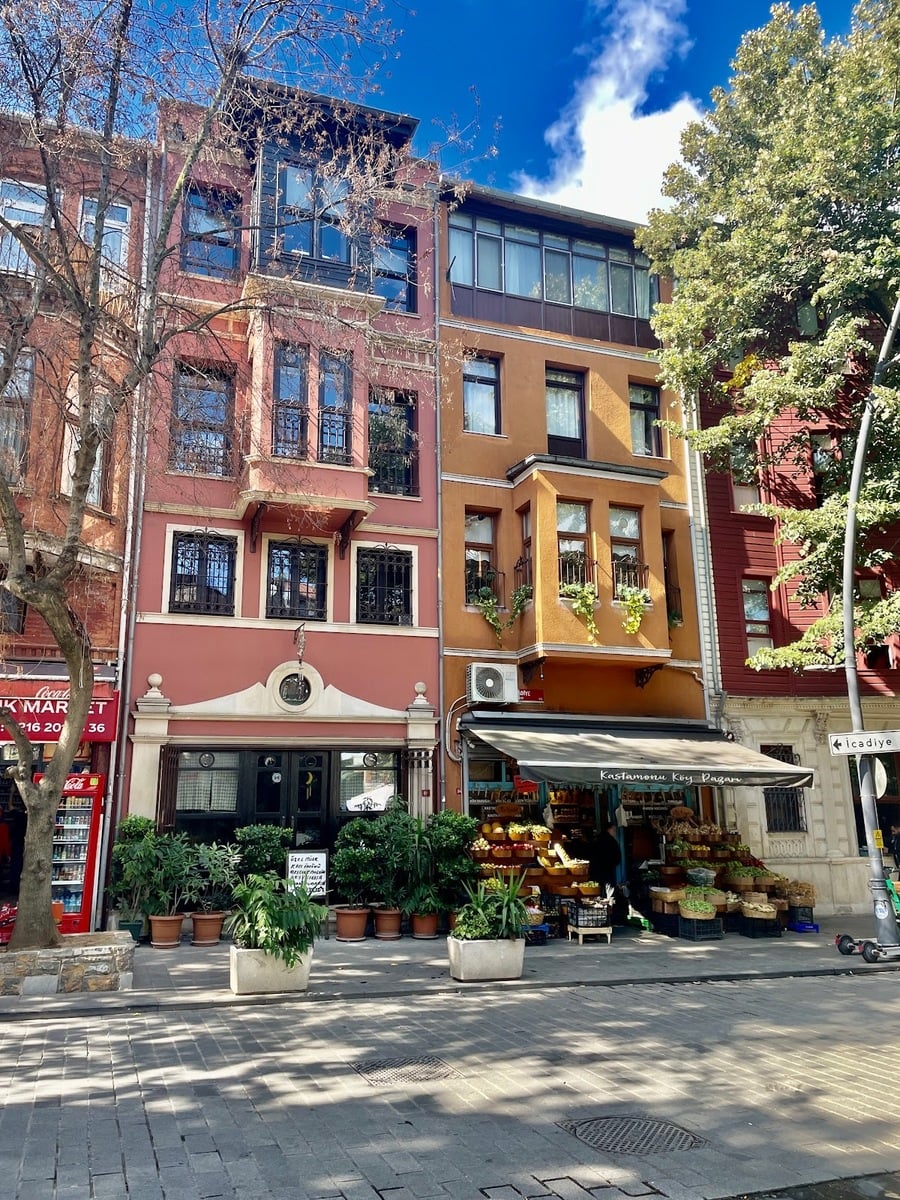 Kuzguncuk Neighborhood