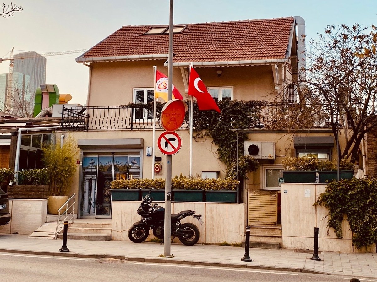 Galatasaraylılar Derneği Lokali