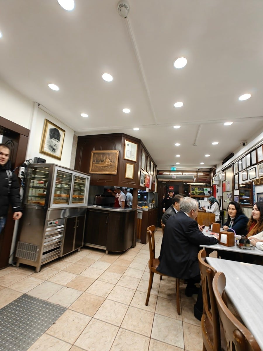 Sultanbahti Köfteci