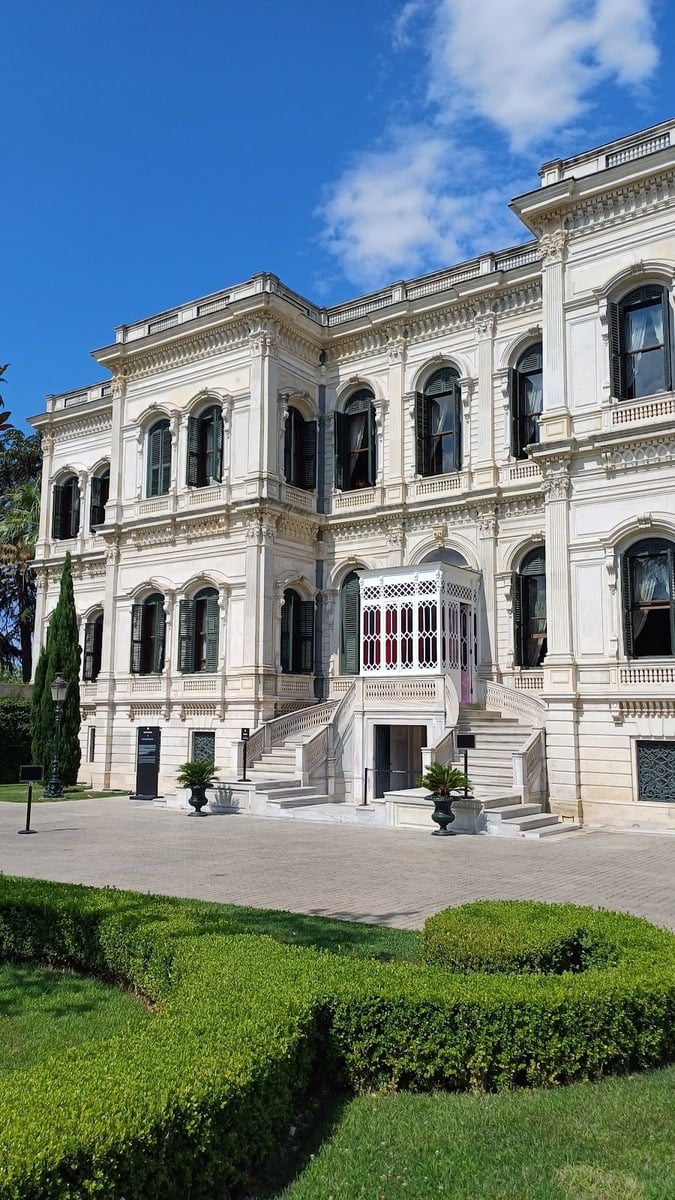 Yıldız Palace