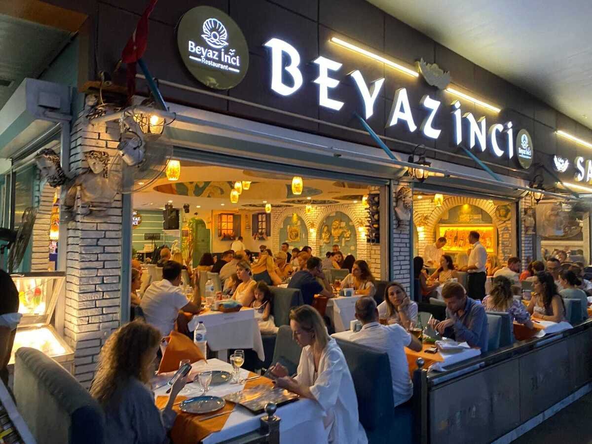 Beyaz İnci Restaurant Galata Köprüsü
