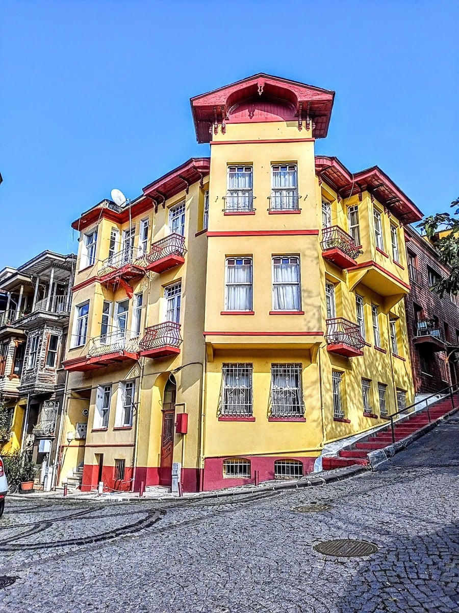 Kuzguncuk Neighborhood