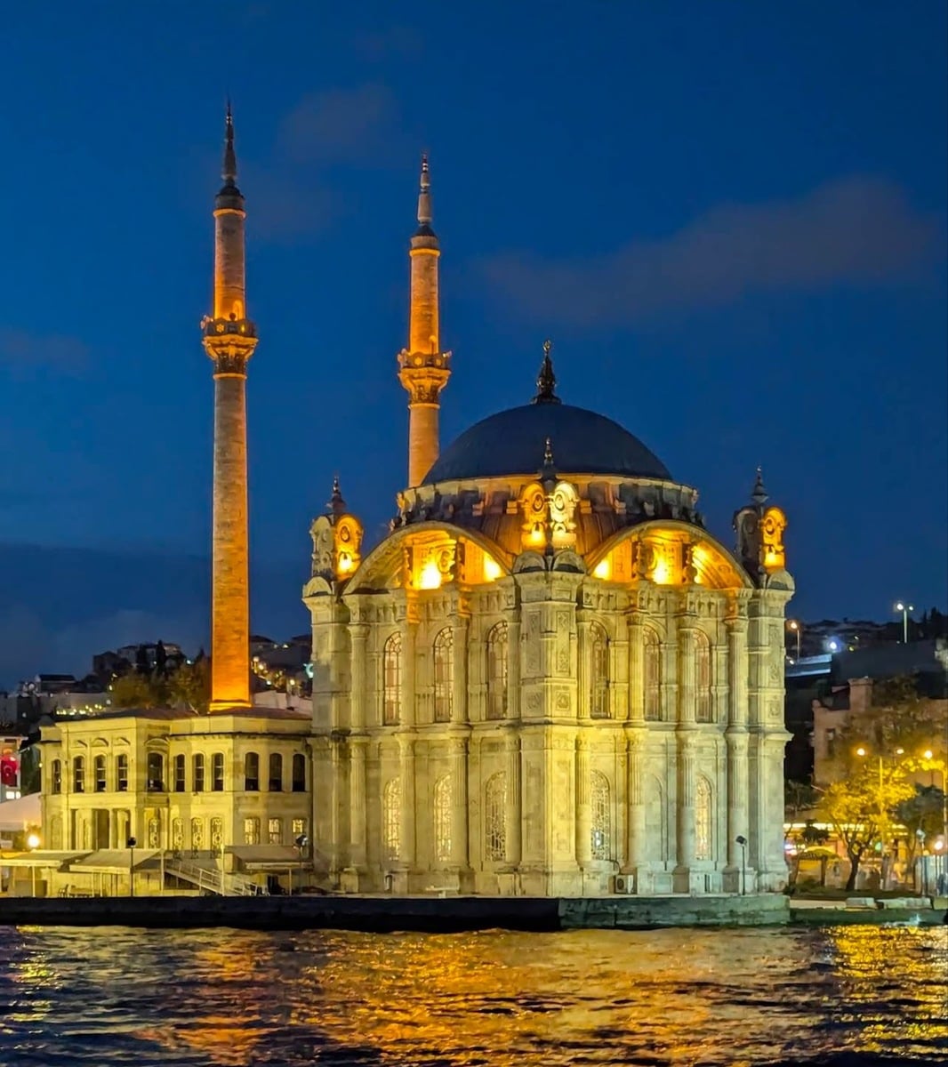 Grand Mecidiye Mosque