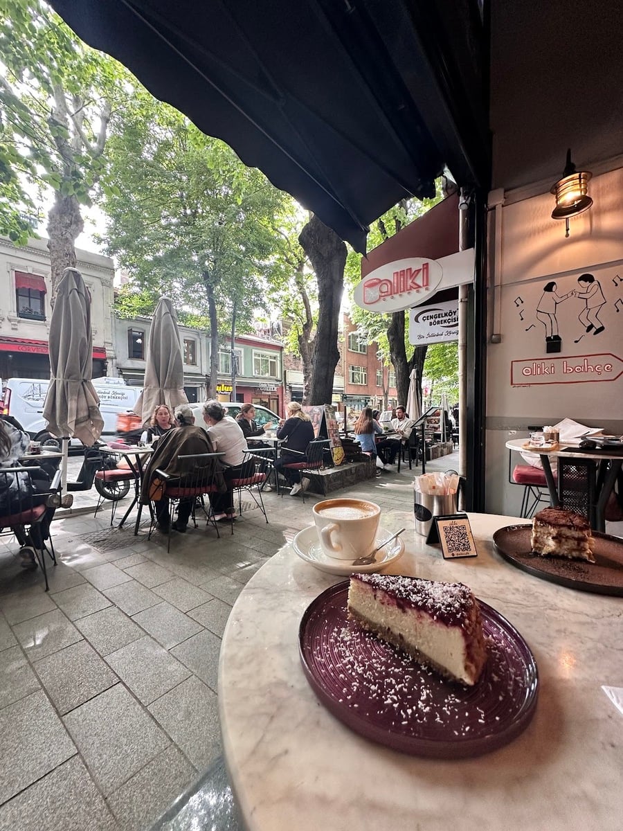 Aliki Cafe Kuzguncuk