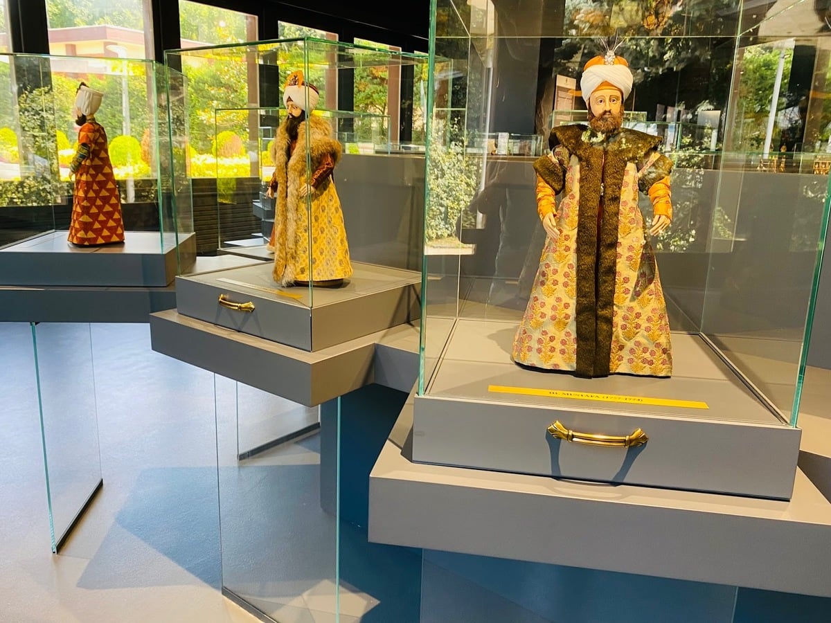 Üsküdar Hanım Sultanlar Museum