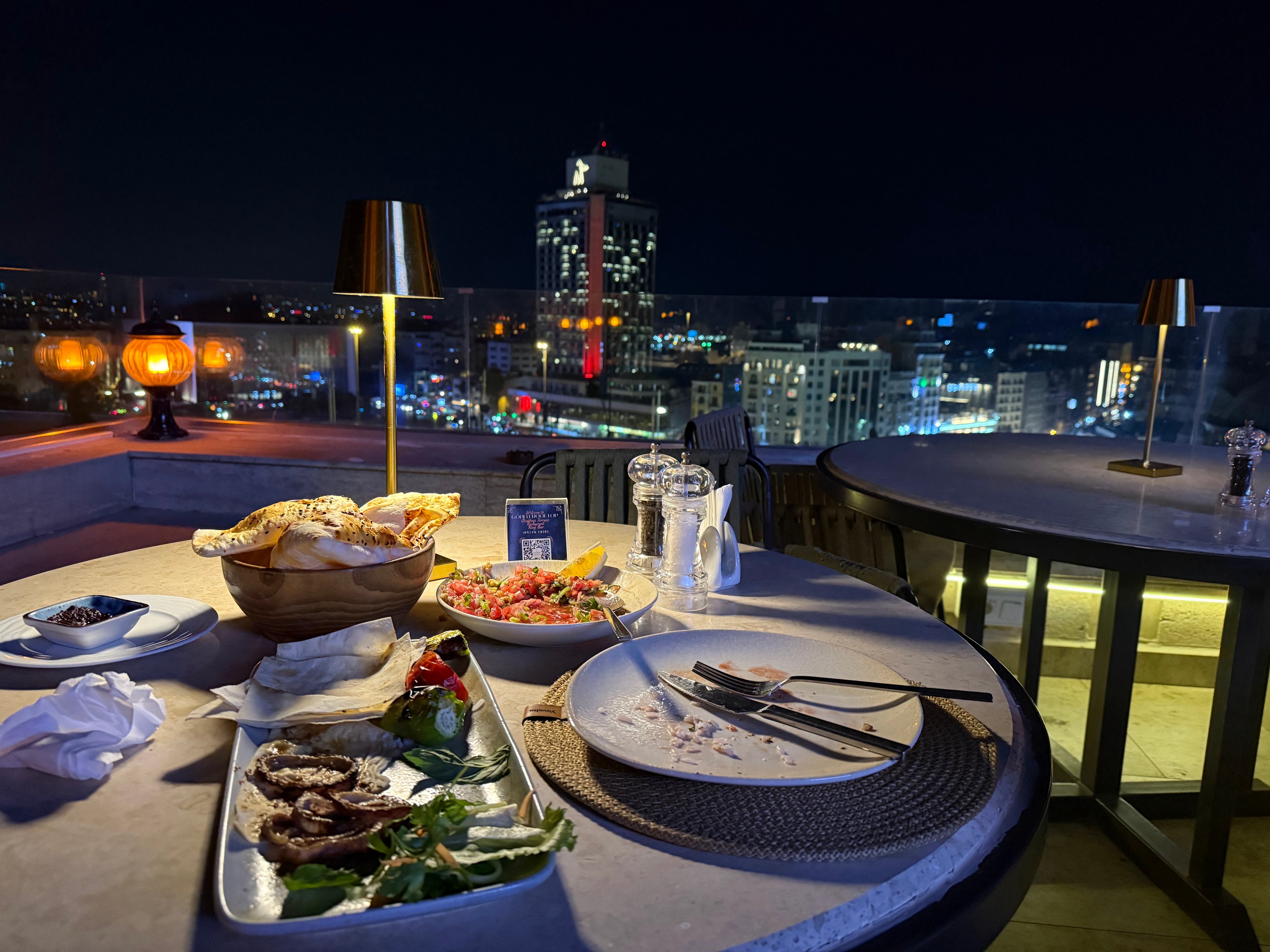 Gönen Rooftop Ocakbaşı Terrace Restaurant & Roof Bar