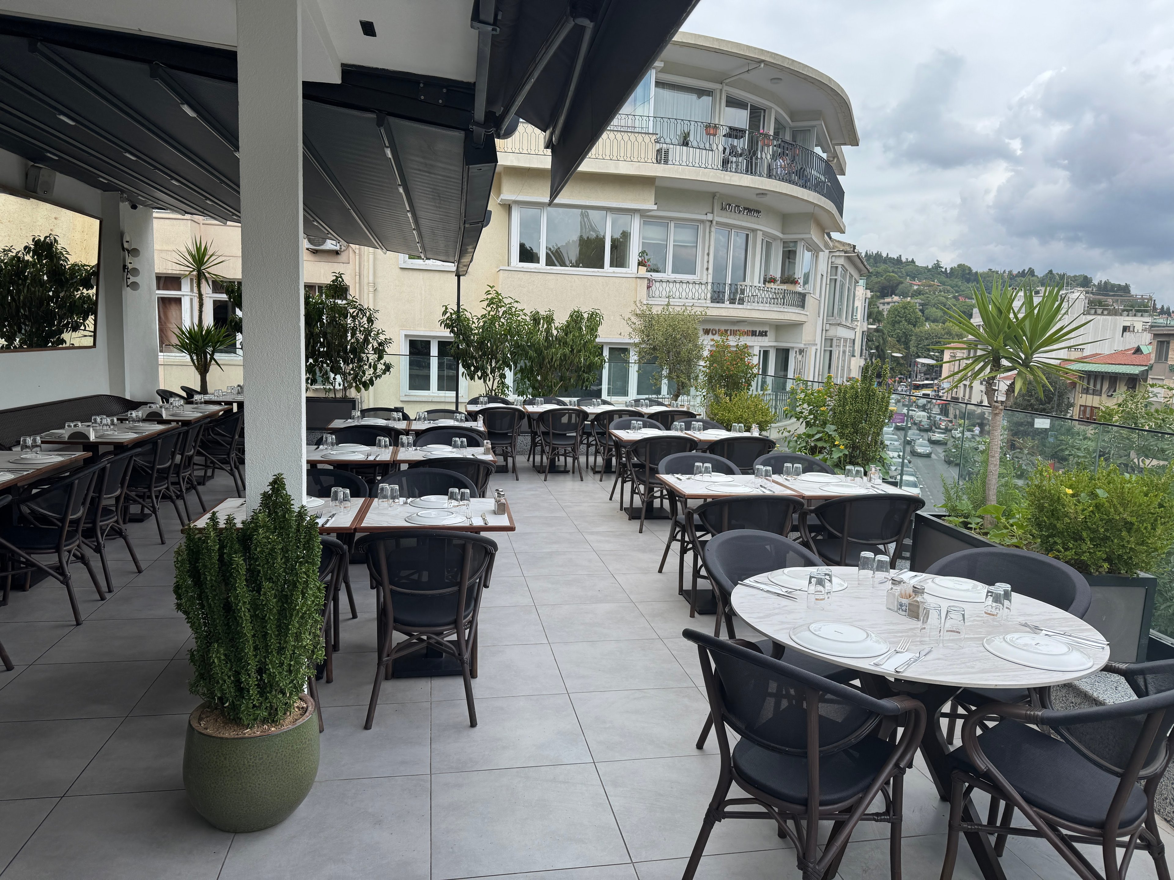 Yirmibir Kebap Bebek