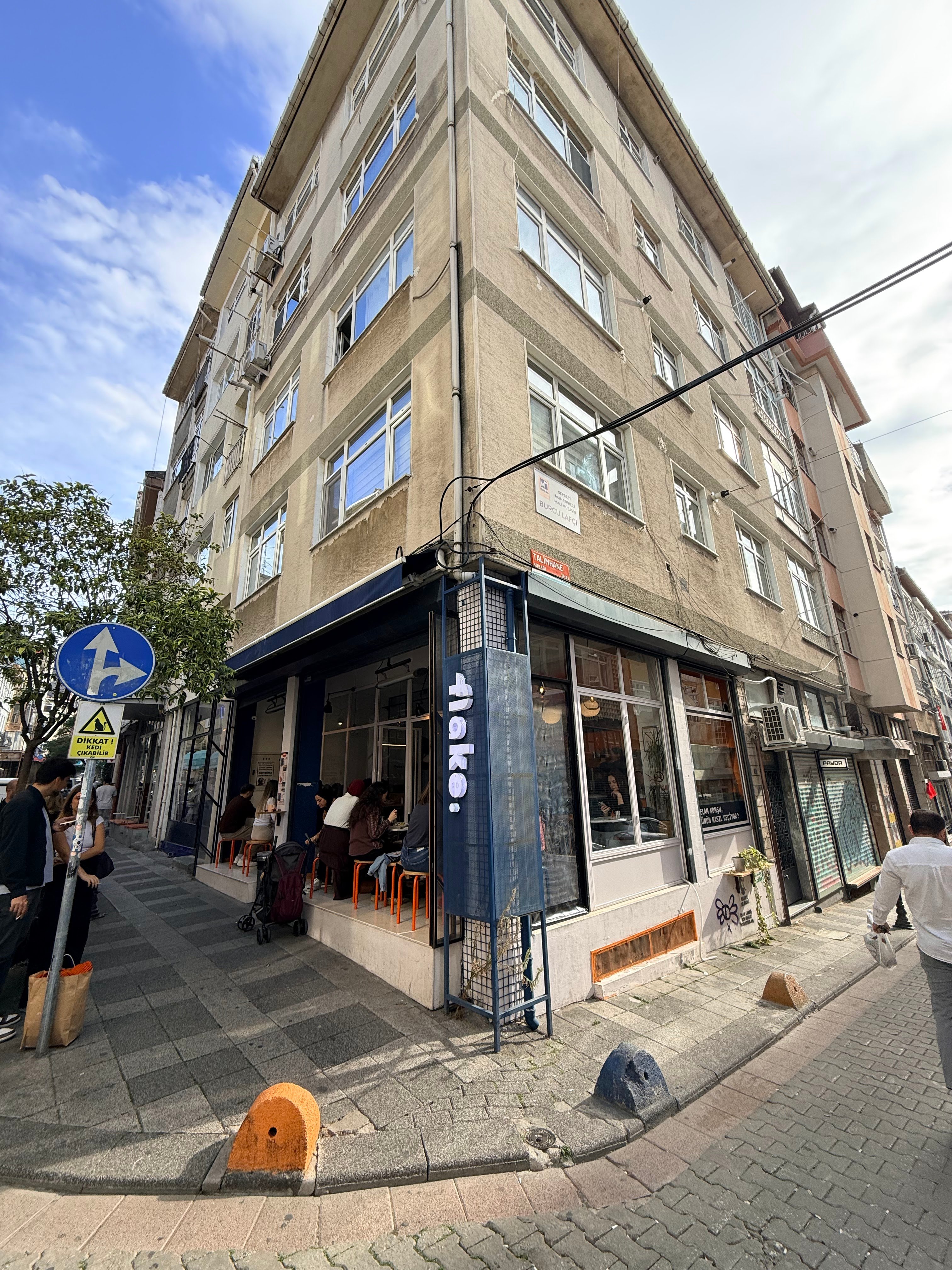 Flake Breakfast & More