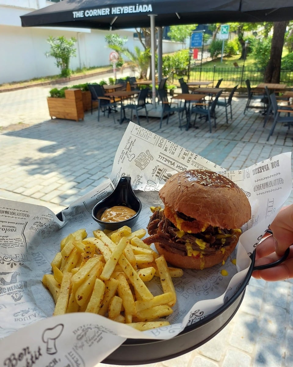 The Corner Heybeliada